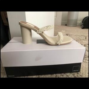 Dolce Vita Noel Heels NEW size 6.5